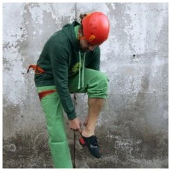 C.A.M.P. - Titan - Climbing Helmet 11 C.A.M.P. - Titan - Climbing Helmet -Cragforce Climb Shop camp titan climbing helmet detail 4